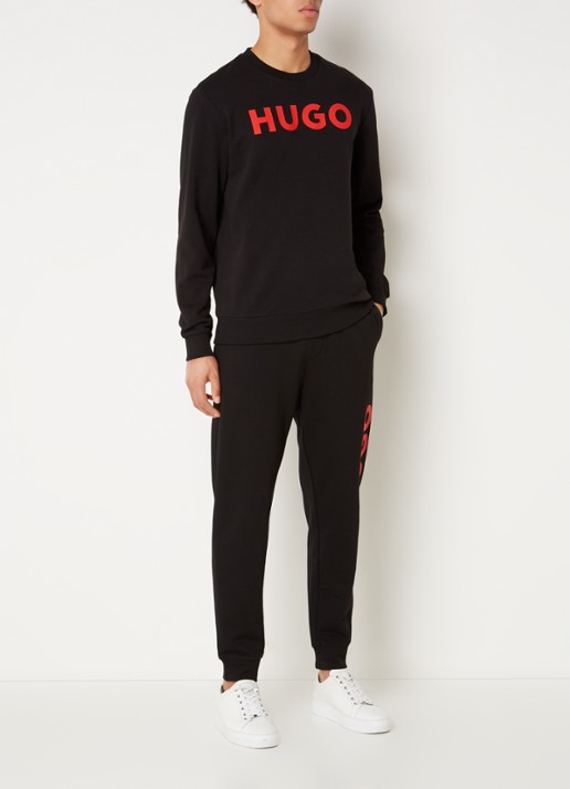 HUGO Dutschi tapered fit joggingbroek met logo - voorkant 4 zwart