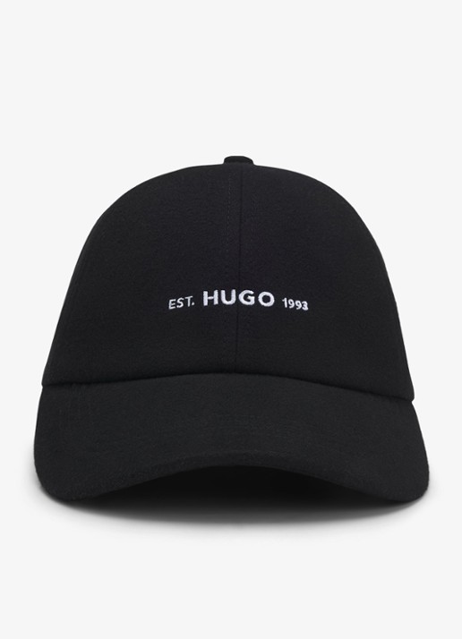 HUGO Pet met logoborduring - detail zwart