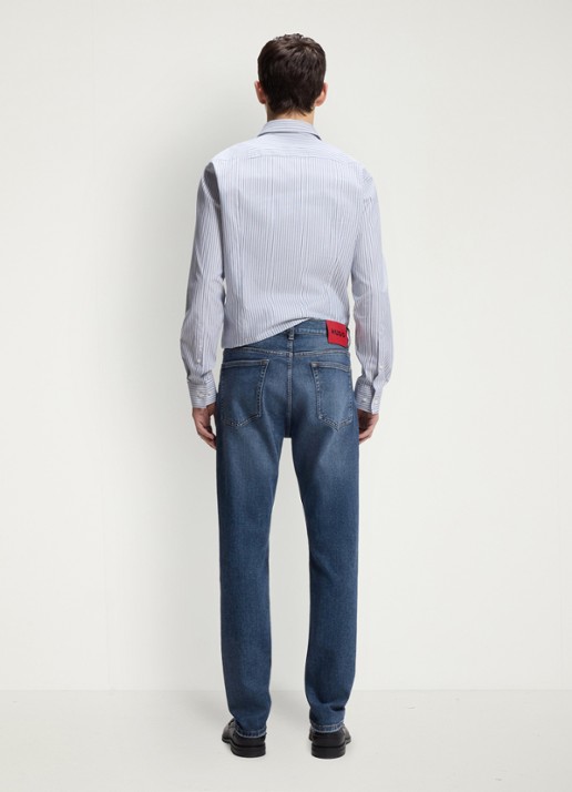 HUGO Slim fit jeans met steekzakken - achterkant 6 middenblauw