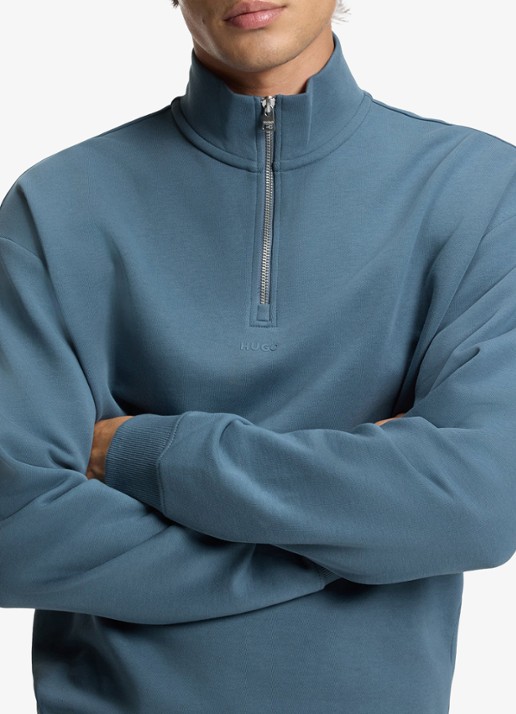 HUGO Sweatshirt van katoenen badstof met logo en ritskraag - detail 3 staalblauw