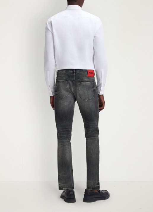 HUGO Tapered fit jeans met steekzakken - achterkant 6 charcoal-010 / grijs