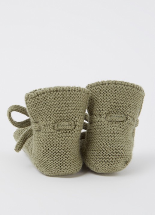 Hvid Booties gebreide babyslofjes van wol - achterkant mosgroen