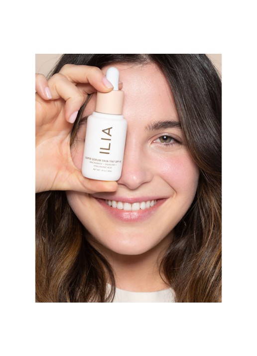 ILIA Beauty Super Serum Skin Tint Broad Spectrum SPF30 - getint serum - detail 5 balos - st3