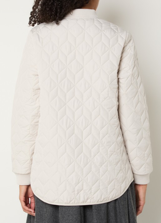 Ilse Jacobsen Art45 jack met quilt patroon en opgestikte zakken - achterkant 2 creme