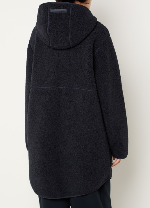 Ilse Jacobsen Longline jack van teddy met capuchon - achterkant 4 zwart