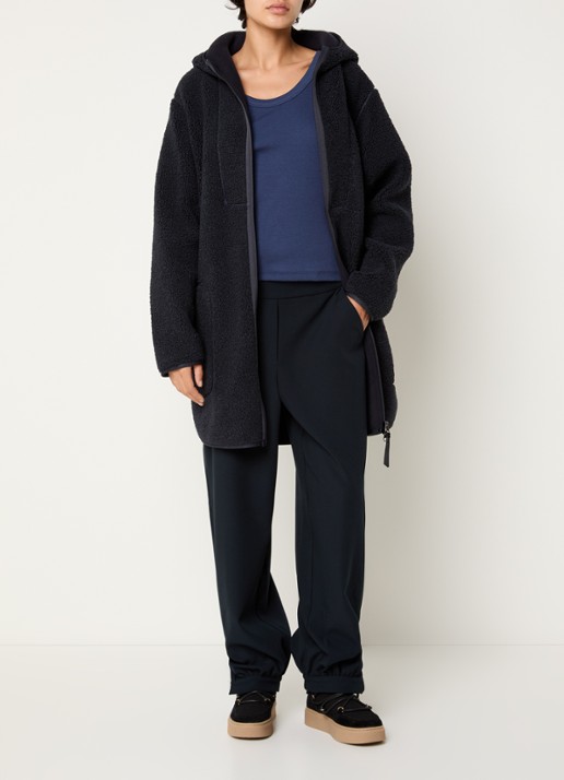 Ilse Jacobsen Longline jack van teddy met capuchon - voorkant 3 zwart