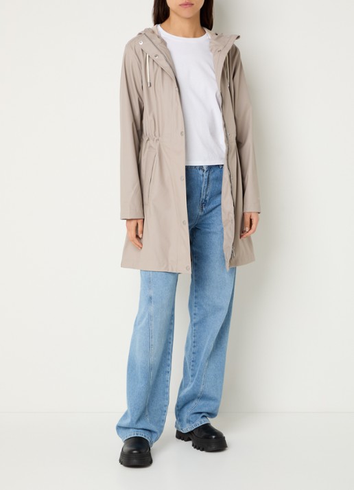 Ilse Jacobsen Regenjas met capuchon en steekzakken - voorkant 3 beige