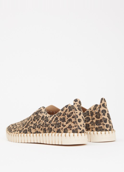 Ilse Jacobsen Tulip slip-on met panterprint - achterkant beige
