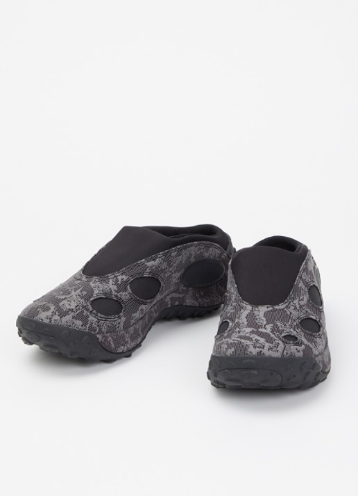 Merrell Dames Jungle Trek muiltje met borduring in de kleur Zwart, maat: 41
