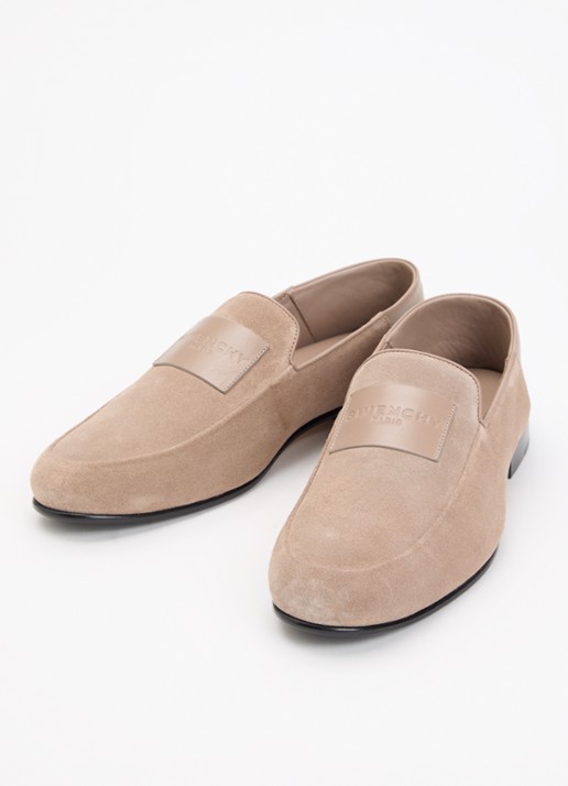 Givenchy Heren Label loafer van suéde in de kleur Taupe, maat: 43