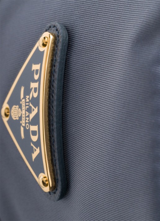 Prada Dames Re-Nylon bucket hoed met logo in de kleur Staalblauw