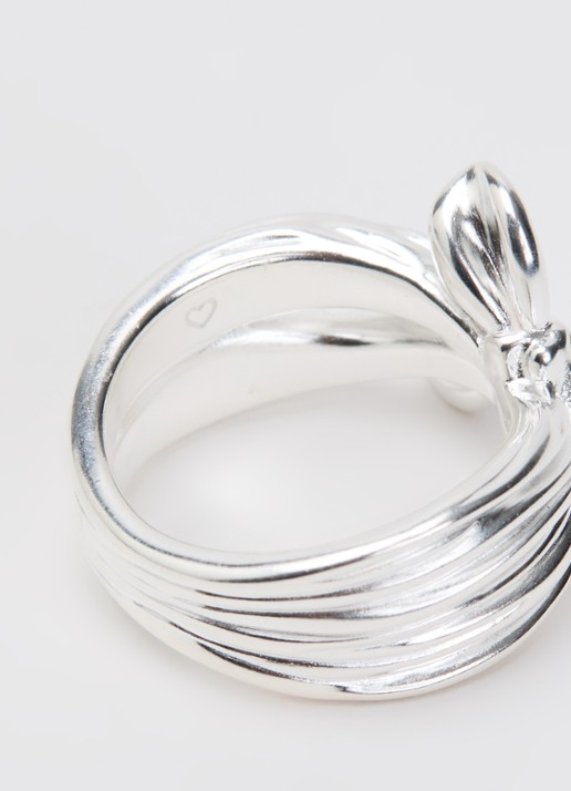 Missoma Dames Markgong Bow ring in de kleur Zilver, maat: 54