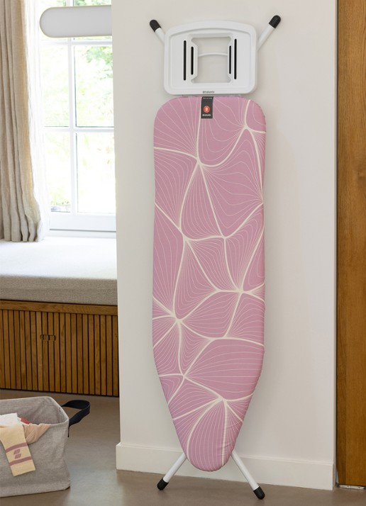 Brabantia Strijkplank B met strijkijzerhouder 124 x 38 cm Wit - Deal