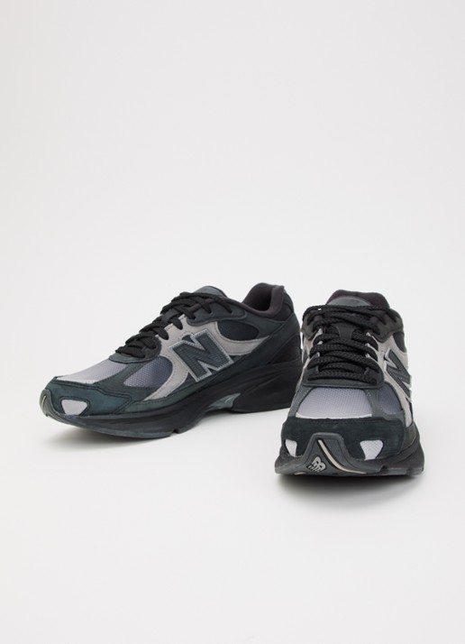 New Balance Heren 2010 sneaker met mesh details in de kleur Zwart, maat: 42,5