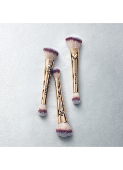 Hourglass AMBIENT™ Lighting Edit Brush II - make-up kwast Wish 1MAAT Make-up - Deal