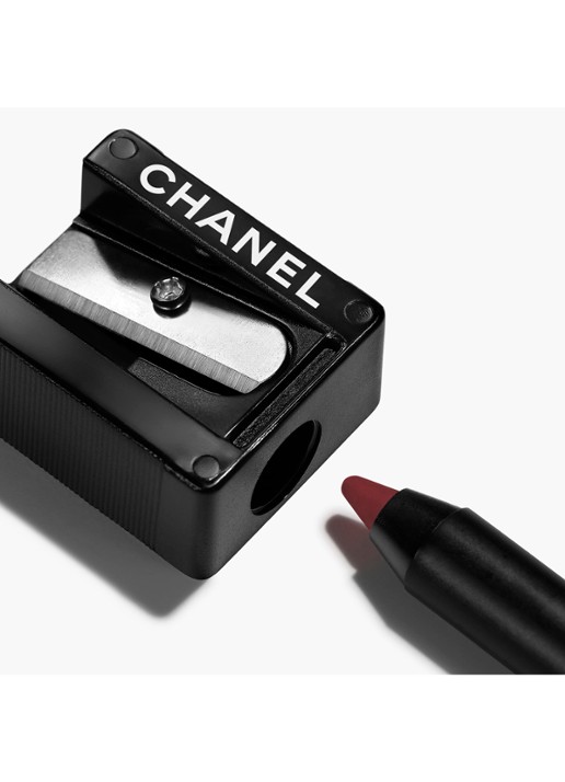 CHANEL LANGHOUDEND LIPPENPOTLOOD 184 ROUGE INTENSE Make-up - Deal