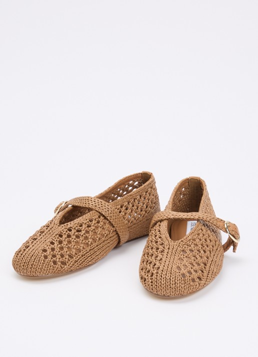 Steve Madden Dames Alara ballerina met gebreid bovenwerk in de kleur Camel, maat: 41