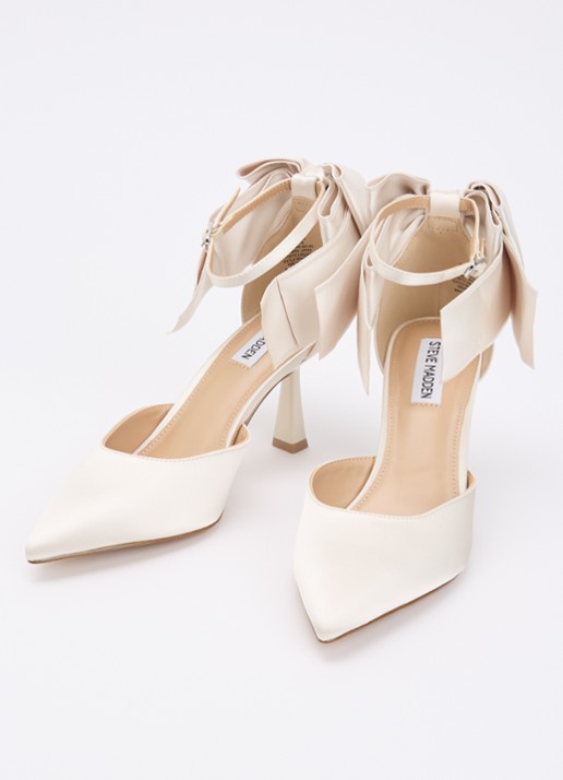 Steve Madden Dames Fiorela pump met strik detail in de kleur Creme, maat: 39