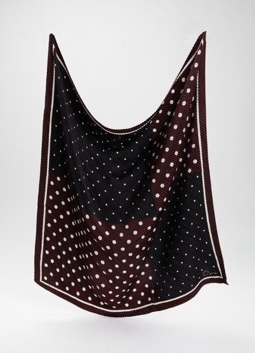 OPUS Dames Arienna sjaal met stippenprint 65 x 65 cm in de kleur Bordeauxrood, maat: ONE SIZE