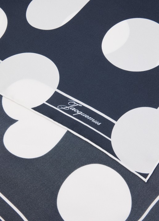 Jacquemus Dames Le Foulard sjaal van zijde 65 x 65 cm in de kleur Donkerblauw, maat: o/s
