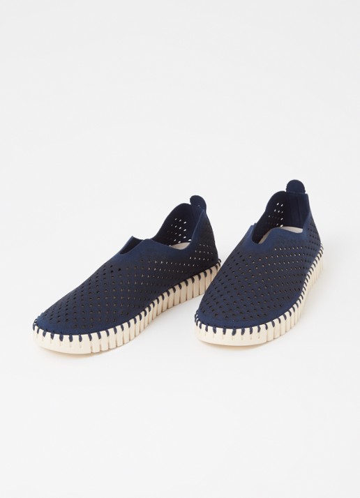 Ilse Jacobsen Dames Tulip slip-on met cut-out details in de kleur Blauw