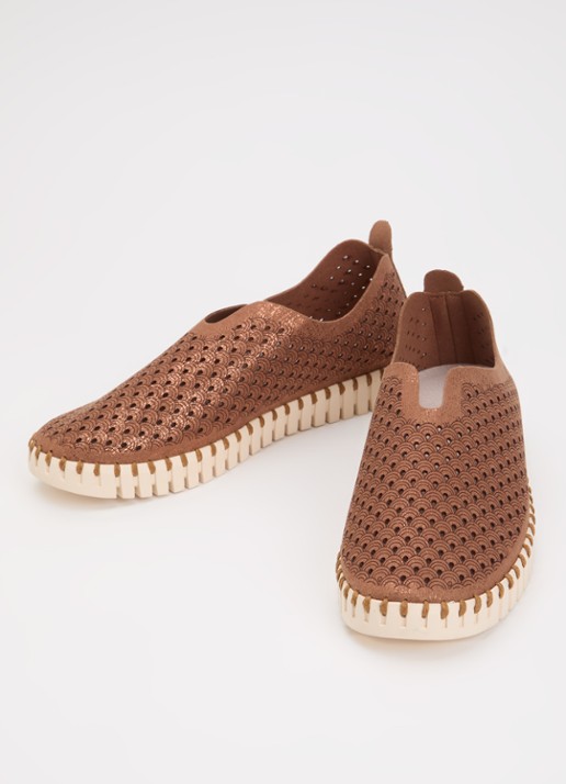 Ilse Jacobsen Dames Tulip slip-on met metallic details in de kleur Bruin