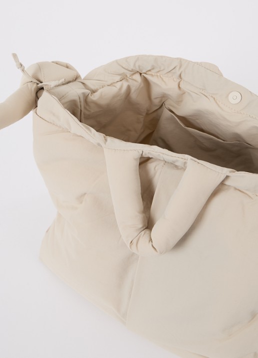 Ölend Dames Ona gewatteerde crossbodytas in de kleur Beige, maat: One Size