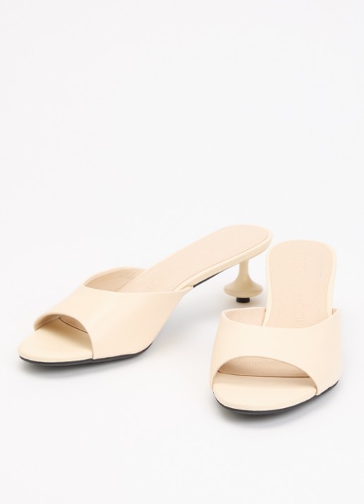 Sofie Schnoor Dames Charlysw muiltje van leer in de kleur Creme