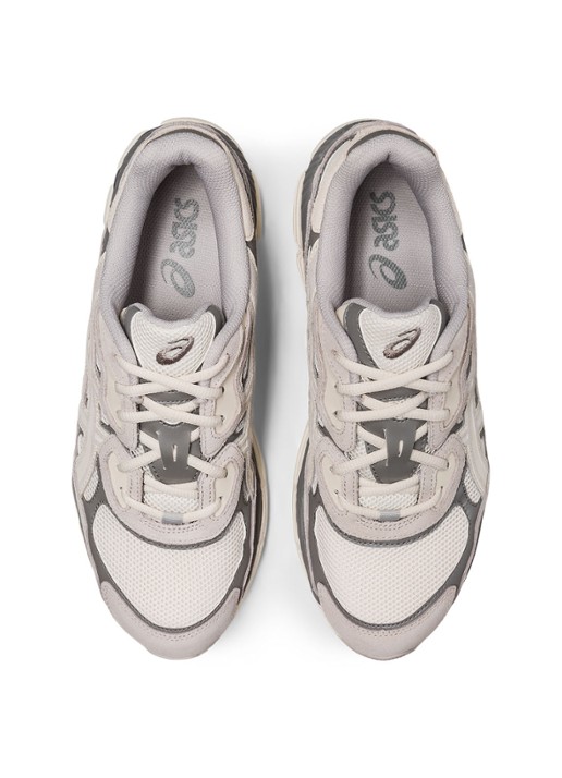 ASICS Dames Gel-Nyc sneaker met suède details in de kleur Lichtgrijs, maat: 38