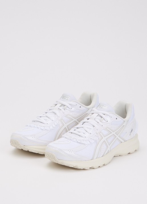 ASICS Dames JOG 100S sneaker met mesh details in de kleur Wit, maat: 39,5