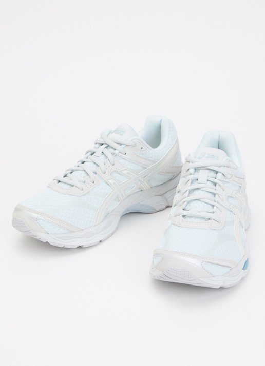 ASICS Dames Gel-Cumulus 16 sneaker met mesh details in de kleur Lichtblauw, maat: 39
