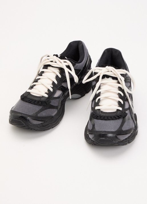 ASICS Dames Gel-Cumulus 16 sneaker met mesh details in de kleur Zwart, maat: 39