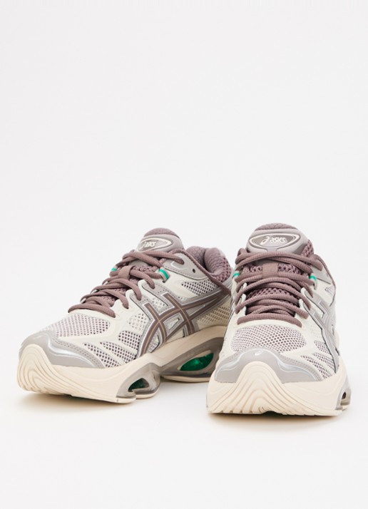 ASICS Dames Gel-Kinetic 2.0 sneaker met mesh details in de kleur Naturel, maat: 36