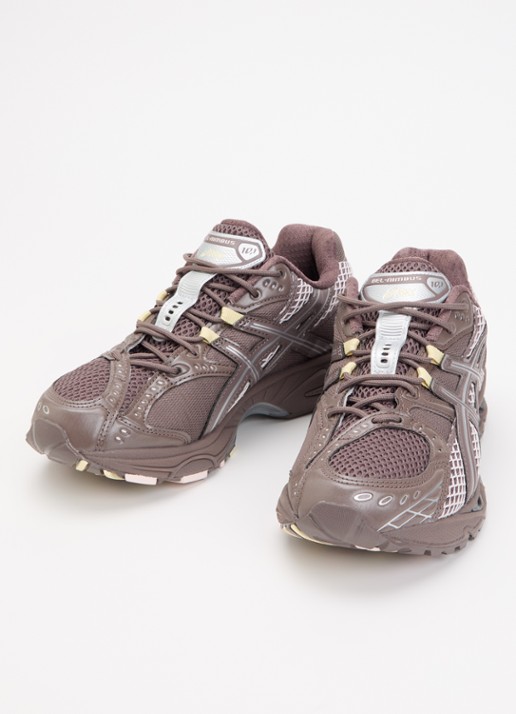ASICS Dames Gel-Nimbus 10.1 sneaker van mesh met metallic details in de kleur Bruin, maat: 40,5
