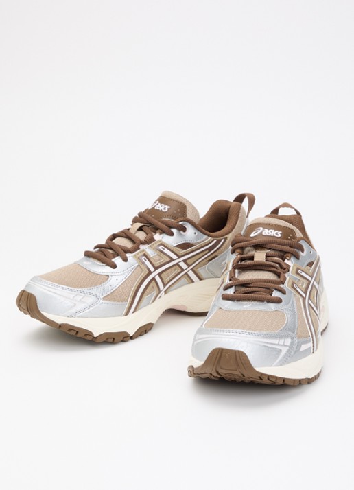 ASICS Dames Gel-Ventx sneaker met mesh details in de kleur Lichtbruin, maat: 38