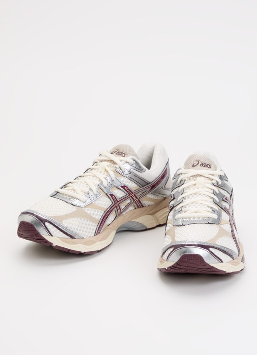 ASICS Heren Gel-Cumulus 16 sneaker met mesh details in de kleur Beige, maat: 42