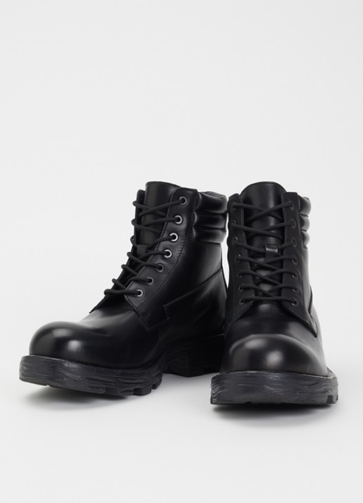 Diesel Heren D-Hammer veterboot van leer in de kleur Zwart