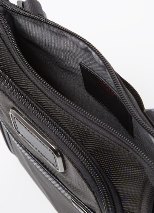 TUMI Alpha 3 Pocket crossbodytas met leren details Zwart - Deal