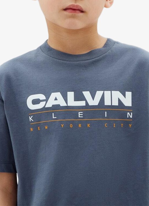 Calvin Klein Meisjes T-shirt met logo in de kleur Nightshadow Blue-Chx / Grijs