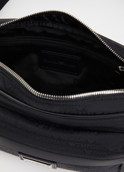 Armani Heren Crossbodytas met logoprint en verstelbare schouderriem in de kleur Zwart