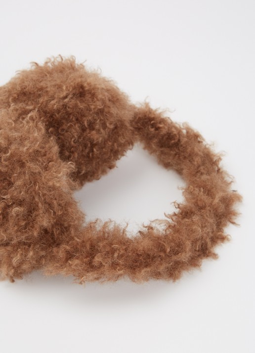 Moncler Dames Oorwarmers van teddy met logo in de kleur Camel, maat: One Size