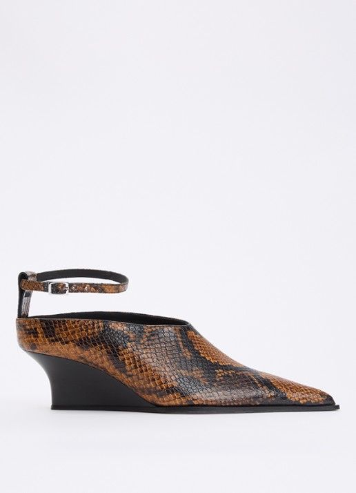 IRO Pump van leer met slangenprint