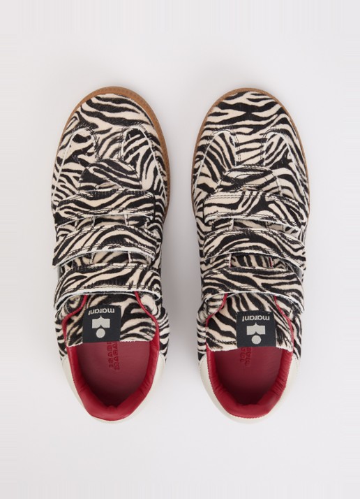 Isabel Marant Beth sneaker van leer met ponyhair - detail 4 zwart