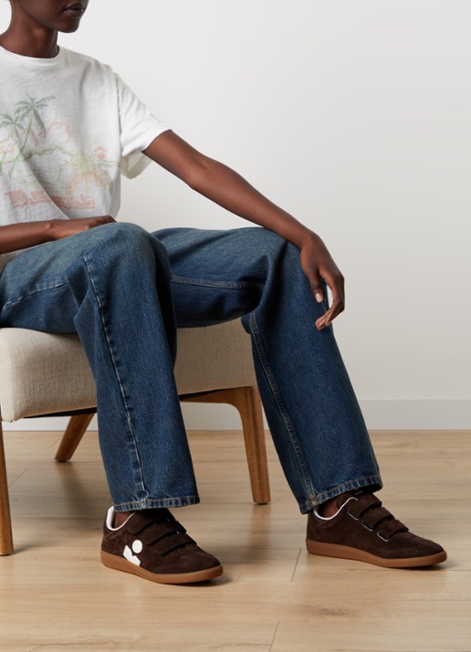 Isabel Marant Beth sneaker van suède - voorkant 2 chocoladebruin
