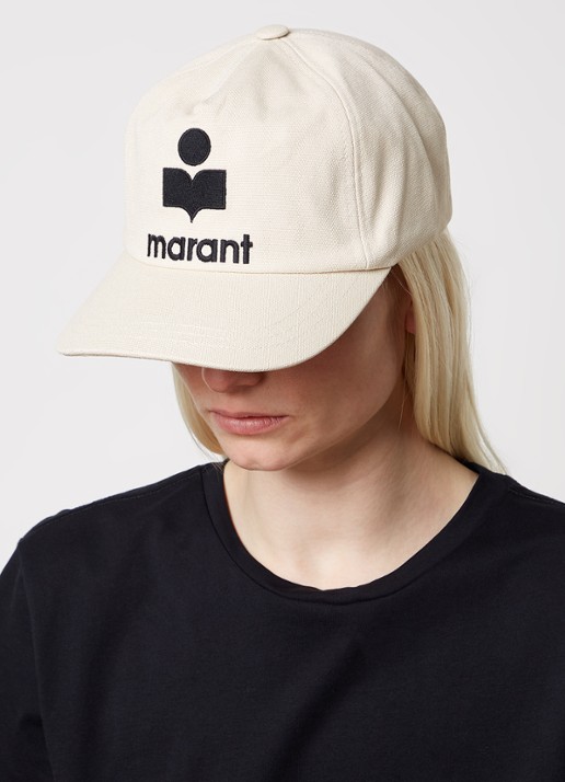 Isabel Marant Tyron pet met logoborduring  - voorkant 2 zand