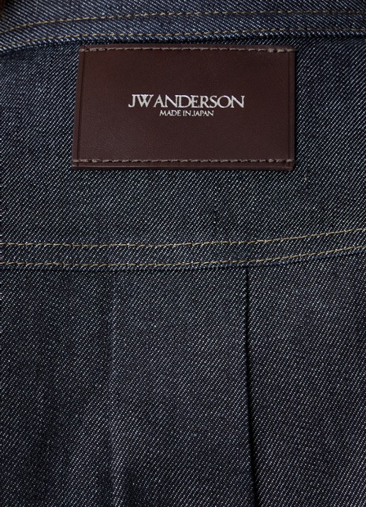 J.W. Anderson Cropped A-lijn blouse van denim met borstzak en donkere wassing - detail 3 indigo