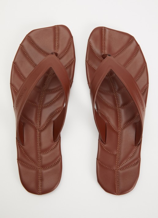 J.W. Anderson Slipper van kalfsleer - detail 4 bruin