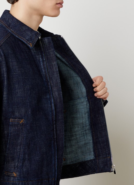 Jacquemus de-Nîmes Canevas spijkerjas met logo en steekzakken - detail 3 donkerblauw