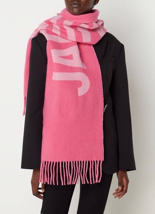 Jacquemus L'Echarpe sjaal van scheerwol met logoprint 180 x 35 cm - voorkant 2 roze
