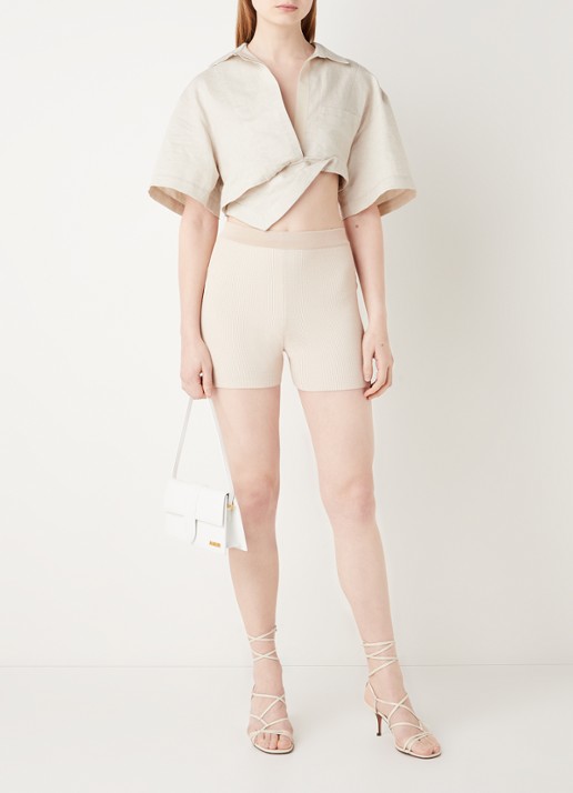 Jacquemus La Chemise Capri crop top in linnenblend - voorkant 3 beige